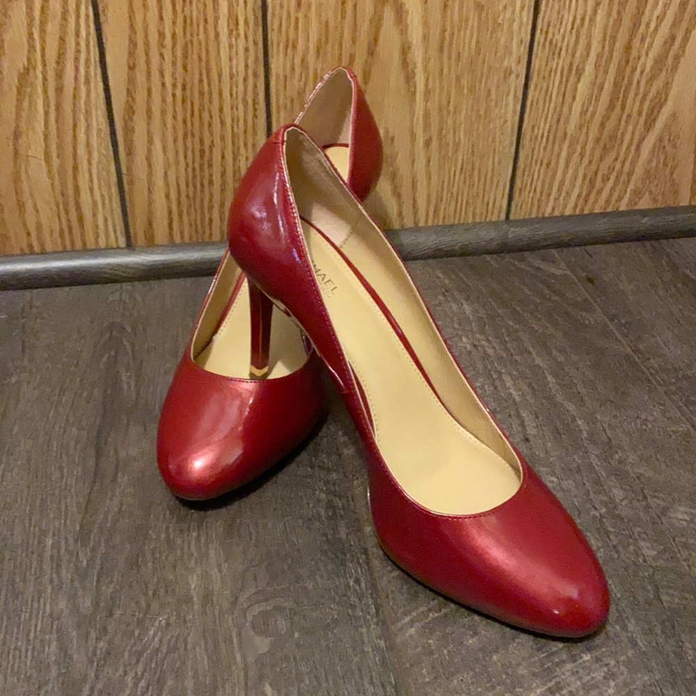 Michael Kor Red Heels, new without box